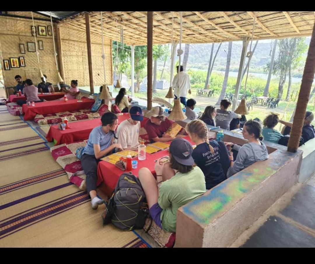 River Bay Hampi Hotel Luaran gambar