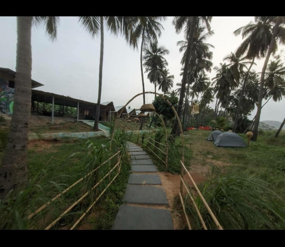 River Bay Hampi Hotel Luaran gambar